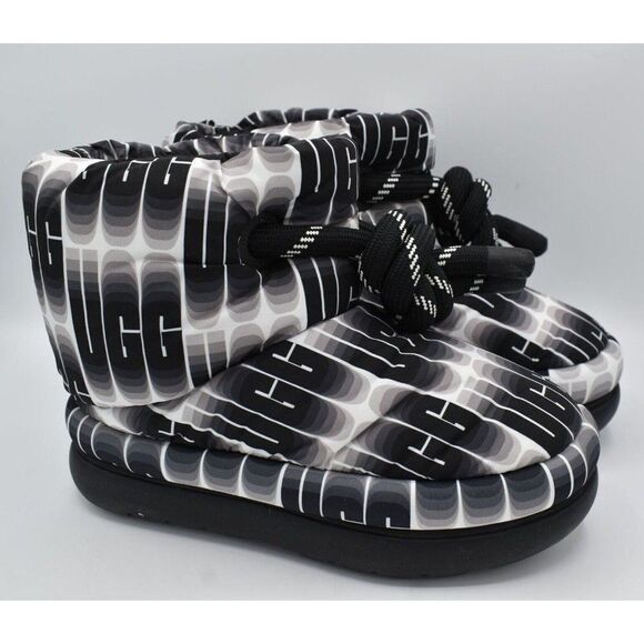 UGG Womens Size 7 Classic Maxi Black White Wave UGGPlush Wool Blend Short Boots - Picture 1 of 13